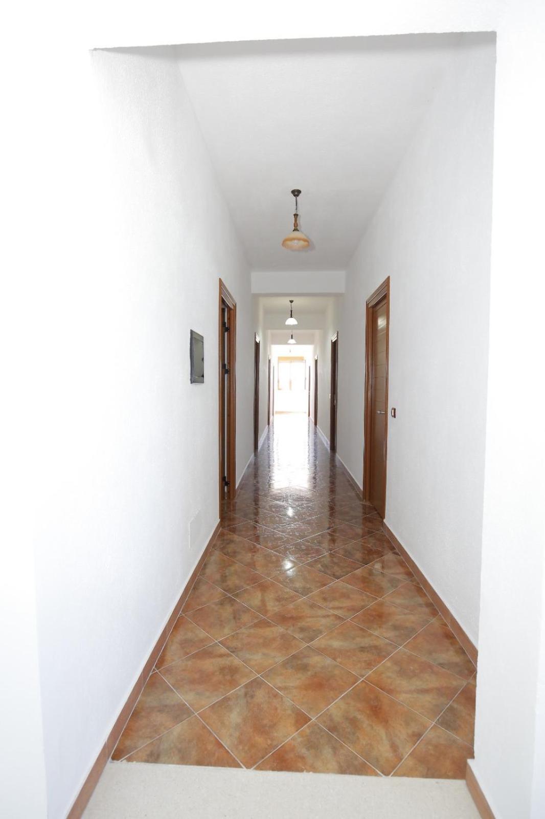 Hotelgodini Golem  Buitenkant foto