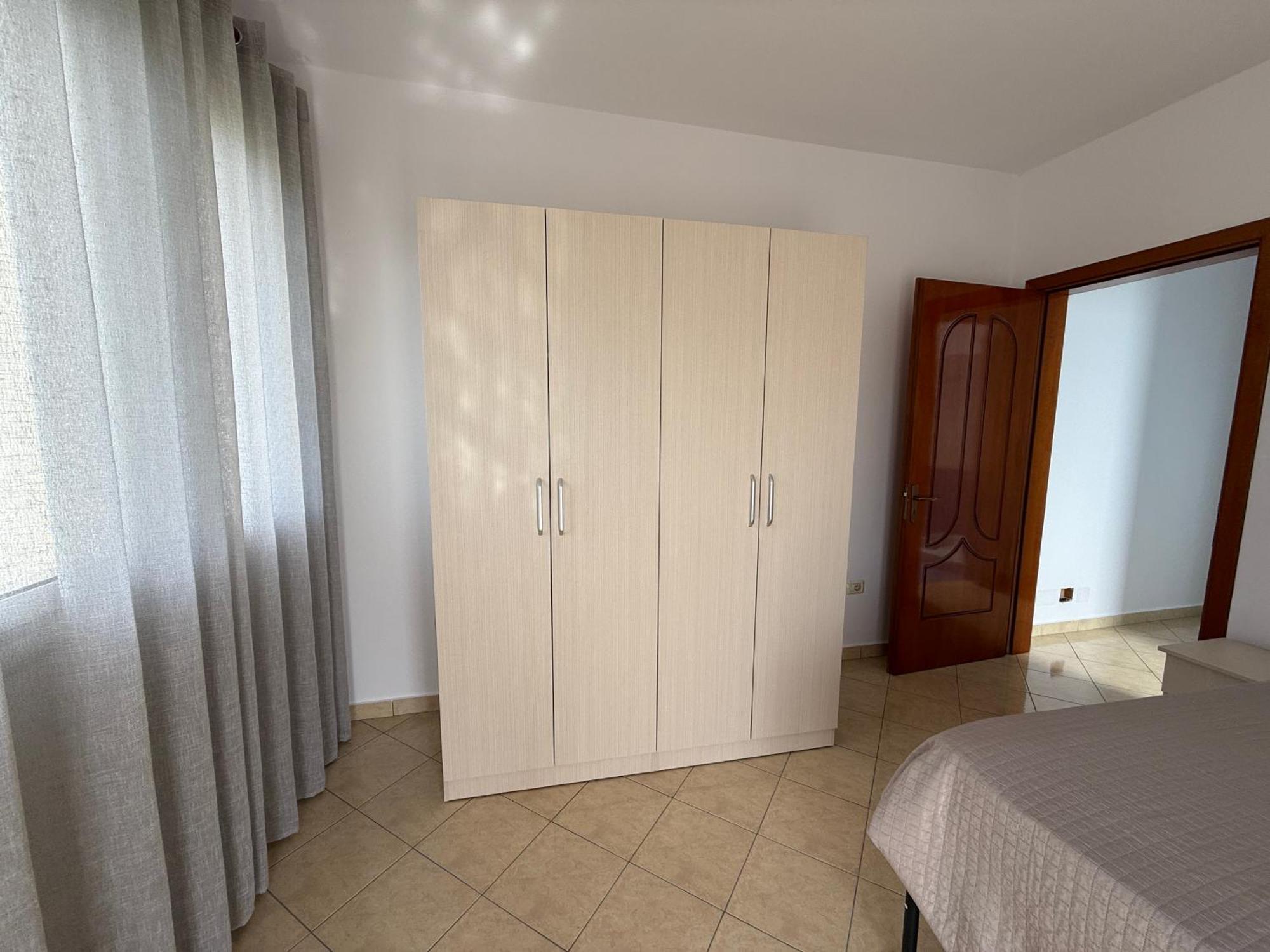 Hotelgodini Golem  Buitenkant foto